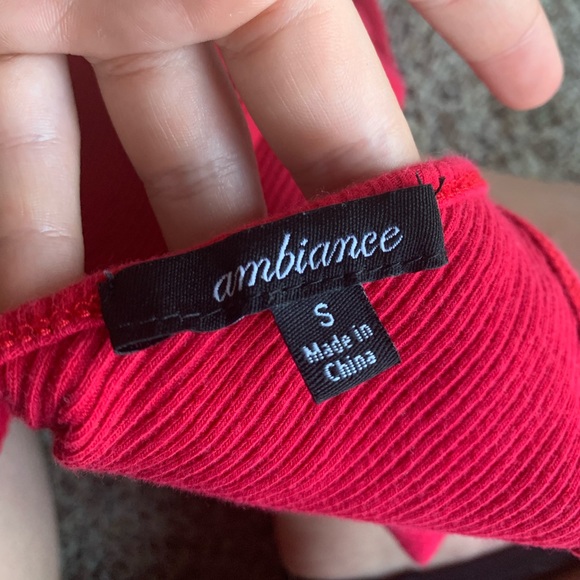 One piece - Picture 3 of 3